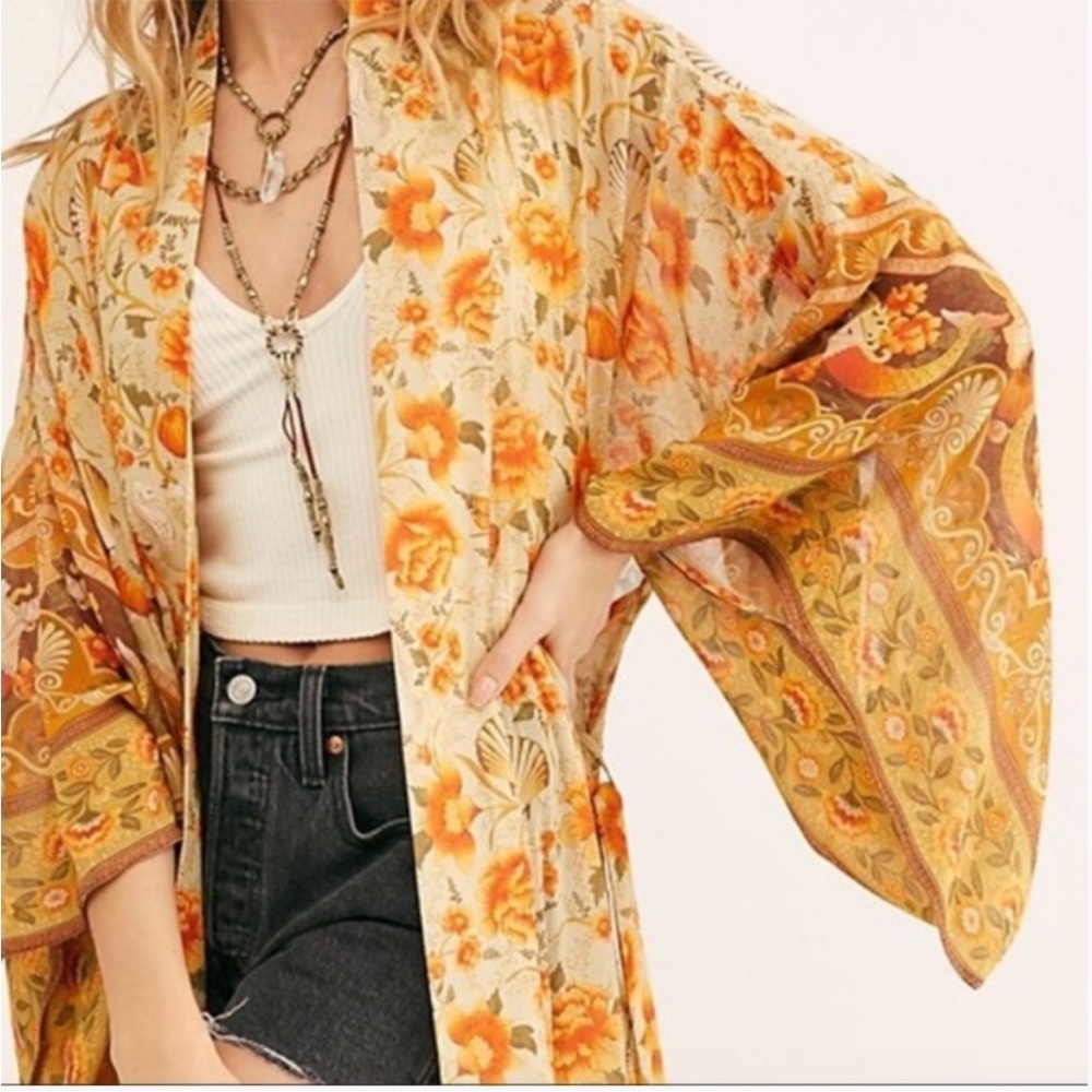 SPELL AND THE GYPSY x Free People Seashell Robe Kimono M/L - Picture 3 of 13